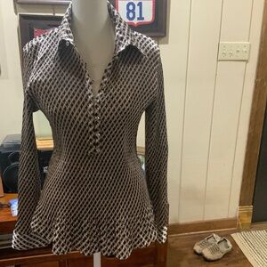 Cute dressy blouse.  Use for work or date night.